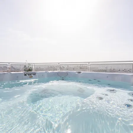 Terraza Mar Y Montana Nerja