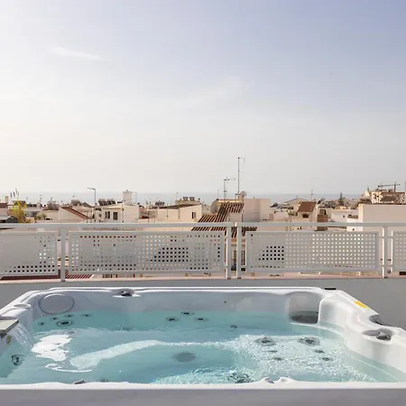 Terraza Mar Y Montana * Nerja