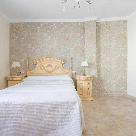 Terraza Mar Y Montana Нерха